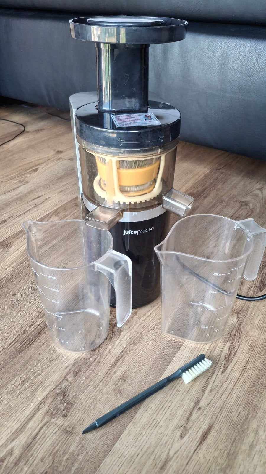 Slowjuicer, Witgoed en Apparatuur, Ophalen, Zo goed als nieuw, Elektrisch, Slowjuicer