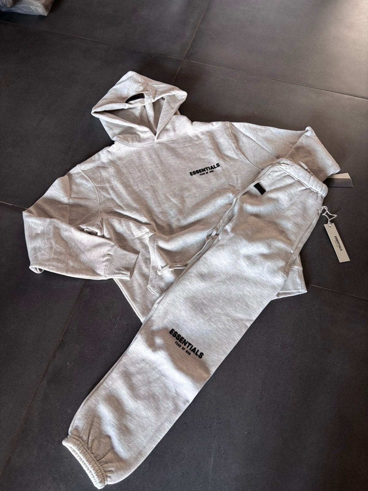 Essentials fear of god maar xs fits s, Kleding | Dames, Huispakken, Ophalen of Verzenden, Nieuw, Maat 34 (XS) of kleiner, Grijs
