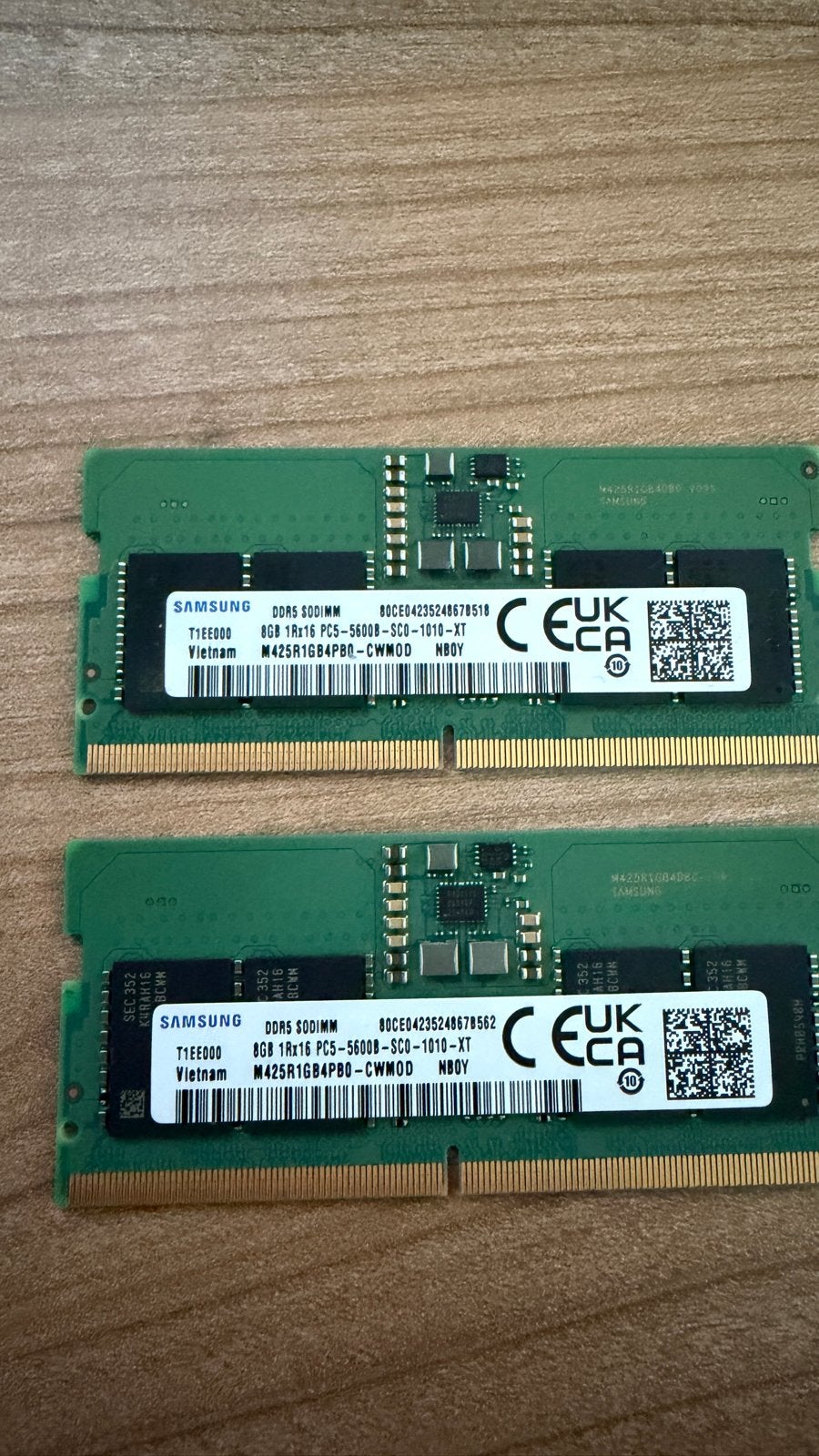 2 x SAMSUNG DDR5 SODIMM 8GB PC5-5600B Laptop Geheugen, Gebruikt, 8 GB, Ophalen of Verzenden, DDR5