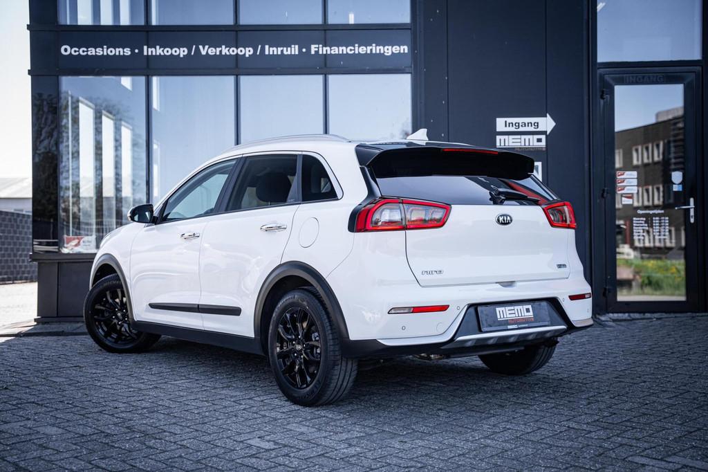 Kia Niro 1.6 GDi Hybrid ComfortLine*CAMERA*CARPLAY*CRUISE*NA, Gebruikt, Wit, Bedrijf, 26 km/l