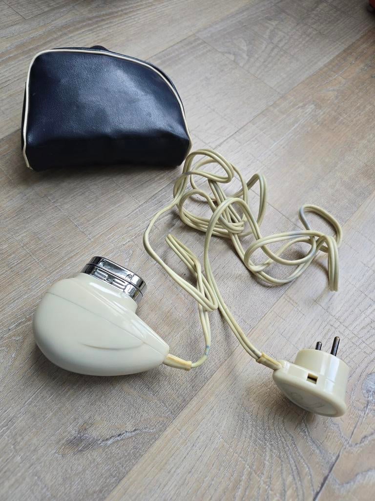 Begin 50S Ivoorkleurig Philips bakeliet scheerapparaat €15!, Ophalen of Verzenden