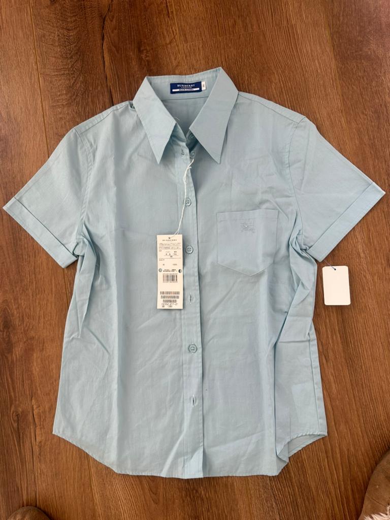 Originele Burberry korte mouw, Helemaal nieuw, Kleding | Dames, Ophalen of Verzenden, Zo goed als nieuw, Maat 38/40 (M)