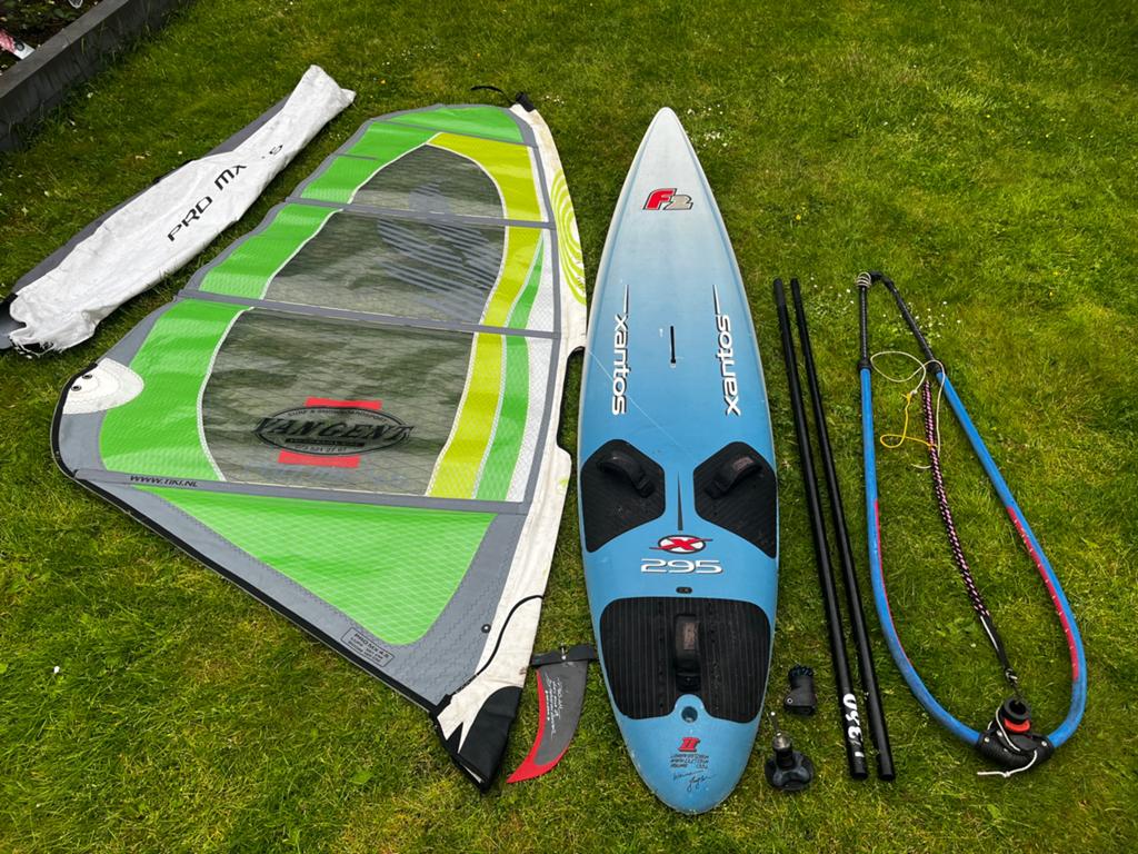 Complete freeride / beginnersset, Watersport en Boten, Windsurfen, Ophalen, 250 tot 300 cm, 3.5 tot 5 m², F2