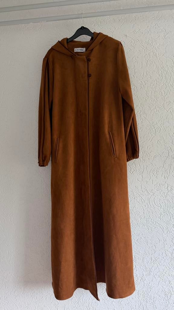 Katre hijab ferrace, Ophalen of Verzenden, Zo goed als nieuw, Maat 42/44 (L), Onder de knie