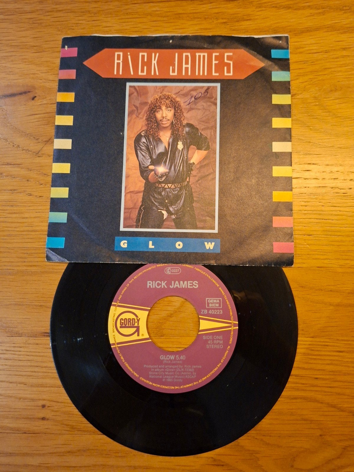 Rick James - Glow 7 inch vinyl single (Gordy ZB 40223), Gebruikt, 7 inch, Ophalen of Verzenden, EP