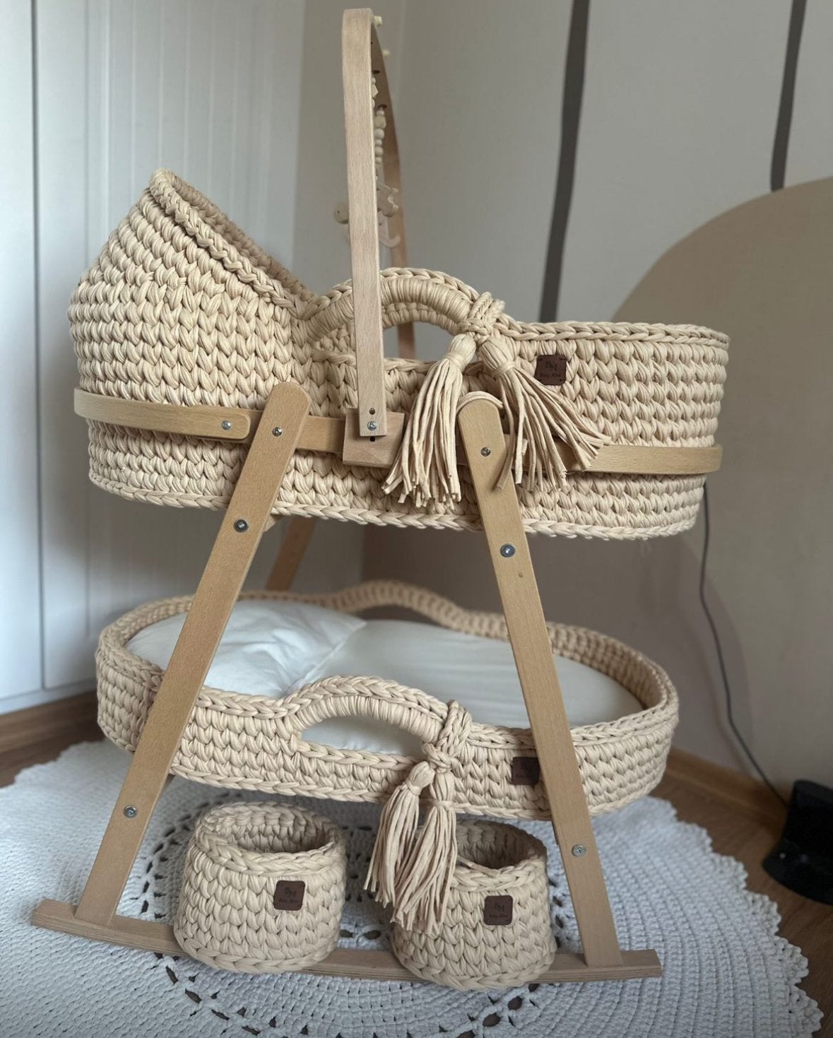 Wieg met verschoonmand en commode manden - Zo goed als nieuw, Ophalen of Verzenden, Zo goed als nieuw, Wieg