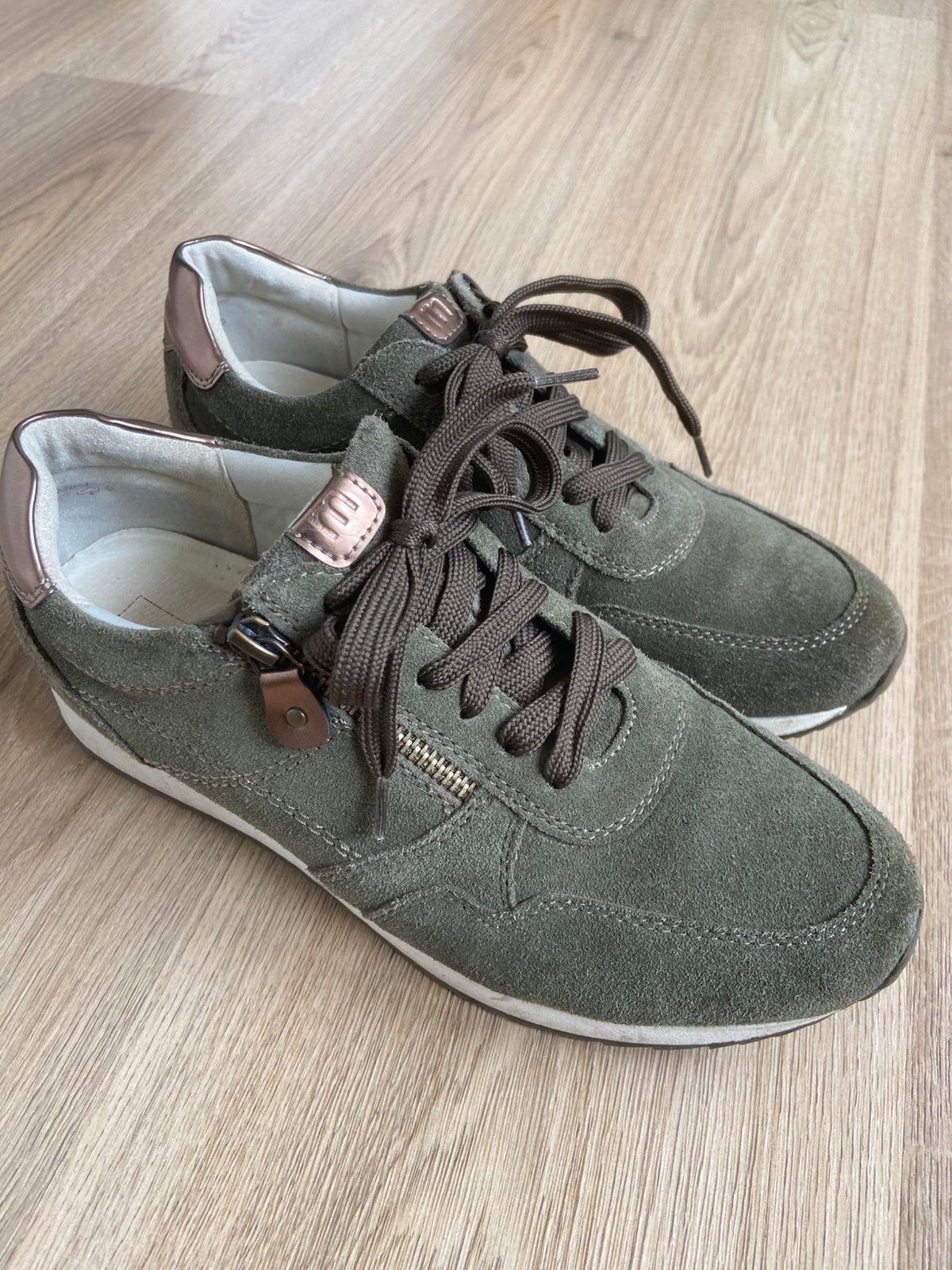 Medicus sneakers groen maat 39, Ophalen, Zo goed als nieuw, Groen, Sneakers of Gympen