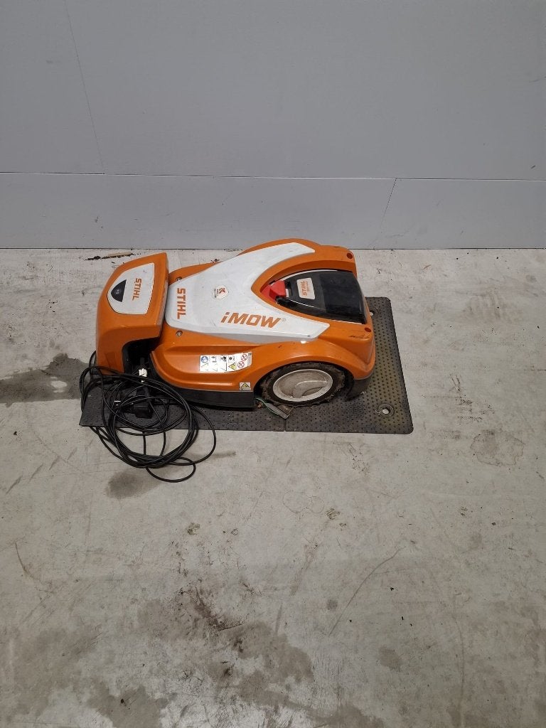 Stihl RMI422 Robotmaaier, Tuin en Terras, Stihl, Gebruikt, Ophalen of Verzenden, Met regensensor