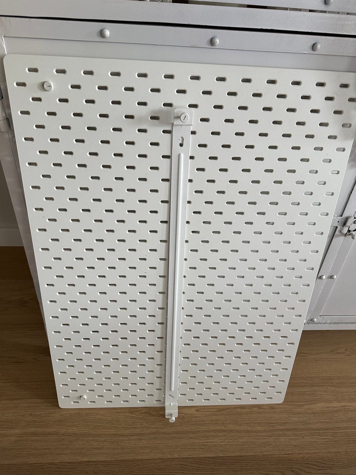 Wit IKEA rek zo goed als nieuw, Ophalen, Zo goed als nieuw