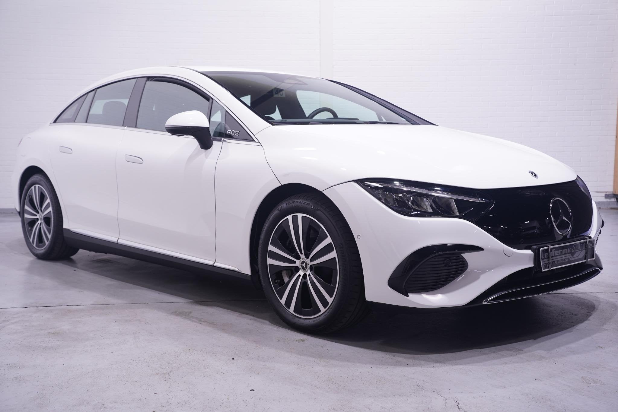 Mercedes-Benz EQE 300 Apple Carplay DAB 2-Zone Clima LED ele, Auto's, Automaat, Achterwielaandrijving, Gebruikt, 607 km