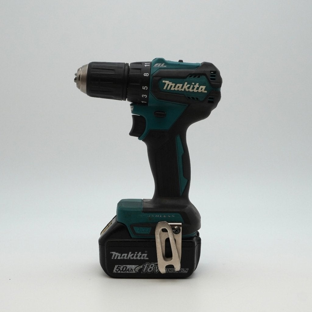 Foto 3 van Makita DDF483 Accuboormachine incl. 5Ah Accu in Goede Staat