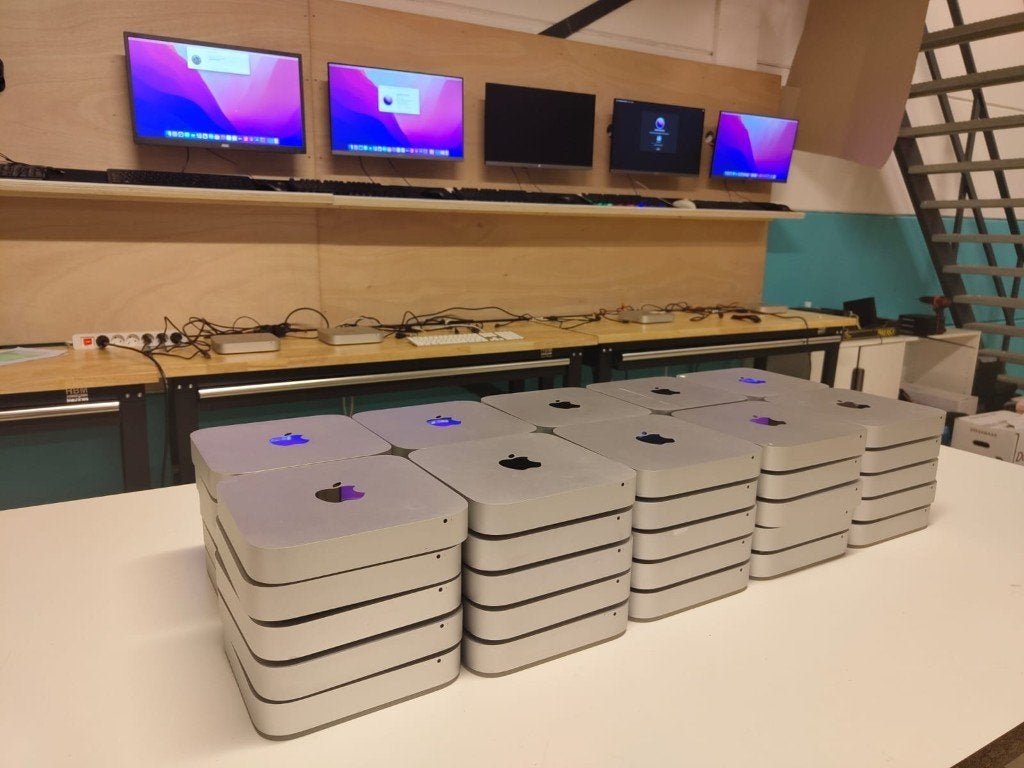 Apple Mac Mini (najaar 2014) Core i5 2,6GHz, 8GB, 1TB, Computers en Software, Apple Desktops, Gebruikt, 2 tot 3 Ghz, Leidseplein 29 1017 PS AMSTERDAM