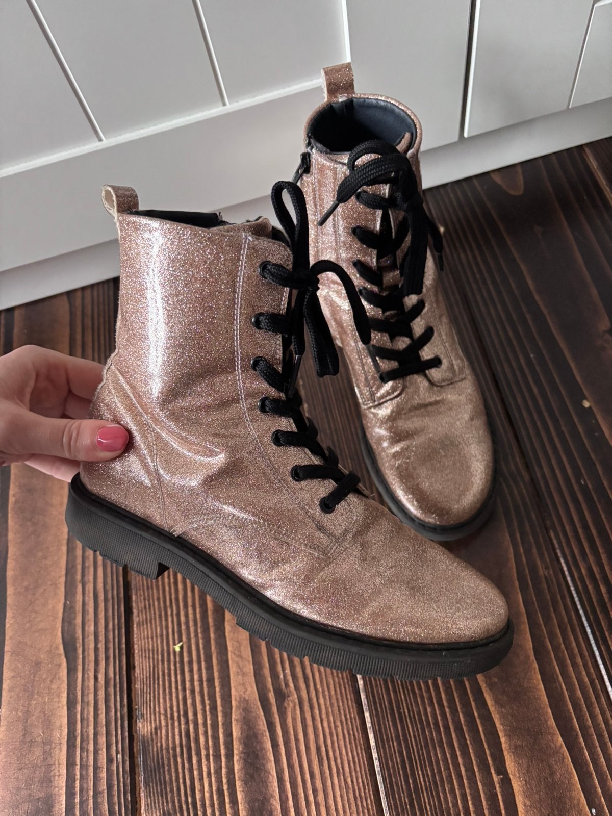 Kipling gouden glitter laarsjes schoenen maat 34, Meisje, Ophalen of Verzenden, Laarzen, Zo goed als nieuw