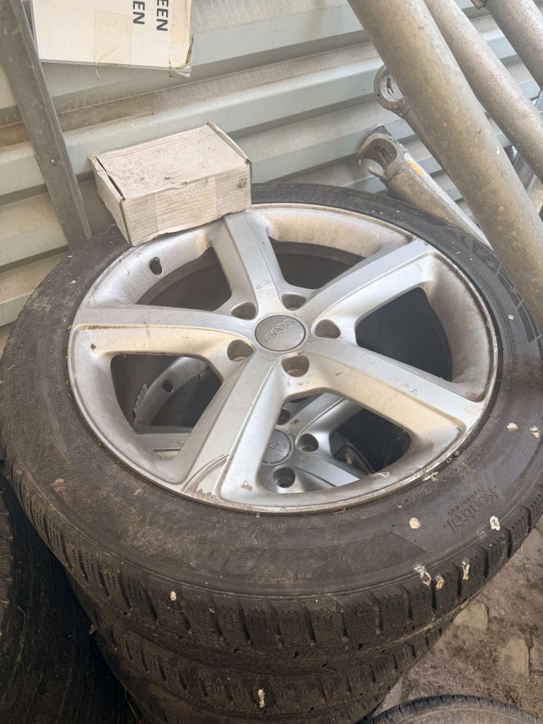Audi Q7 velgen met banden – set van 4, Auto-onderdelen, Banden en Velgen, Gebruikt, 275 mm, Banden en Velgen, Niet ingevuld