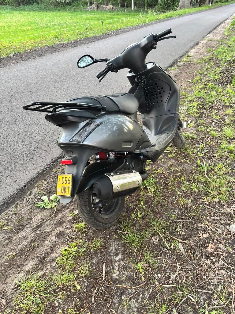 zip 125 cc lc, Tweetakt, Maximaal 45 km/u, Zip, Ophalen of Verzenden