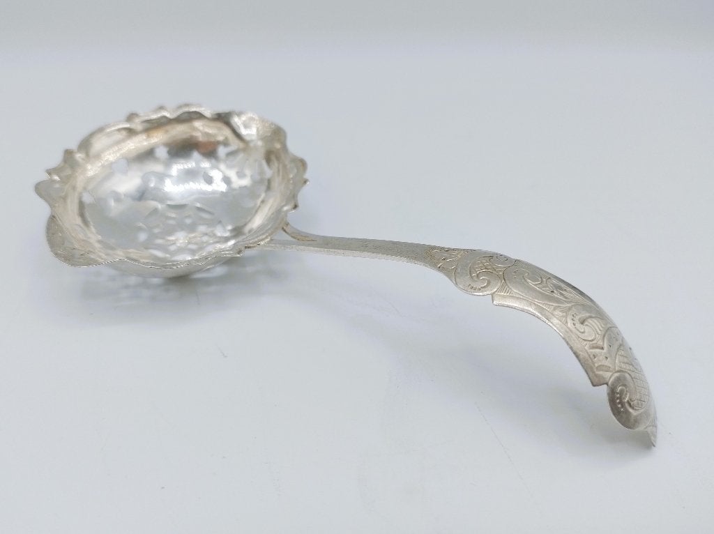 Zilveren strooilepel, Chr. J. Brunings, Joure, 1854, Verzenden, Zilver