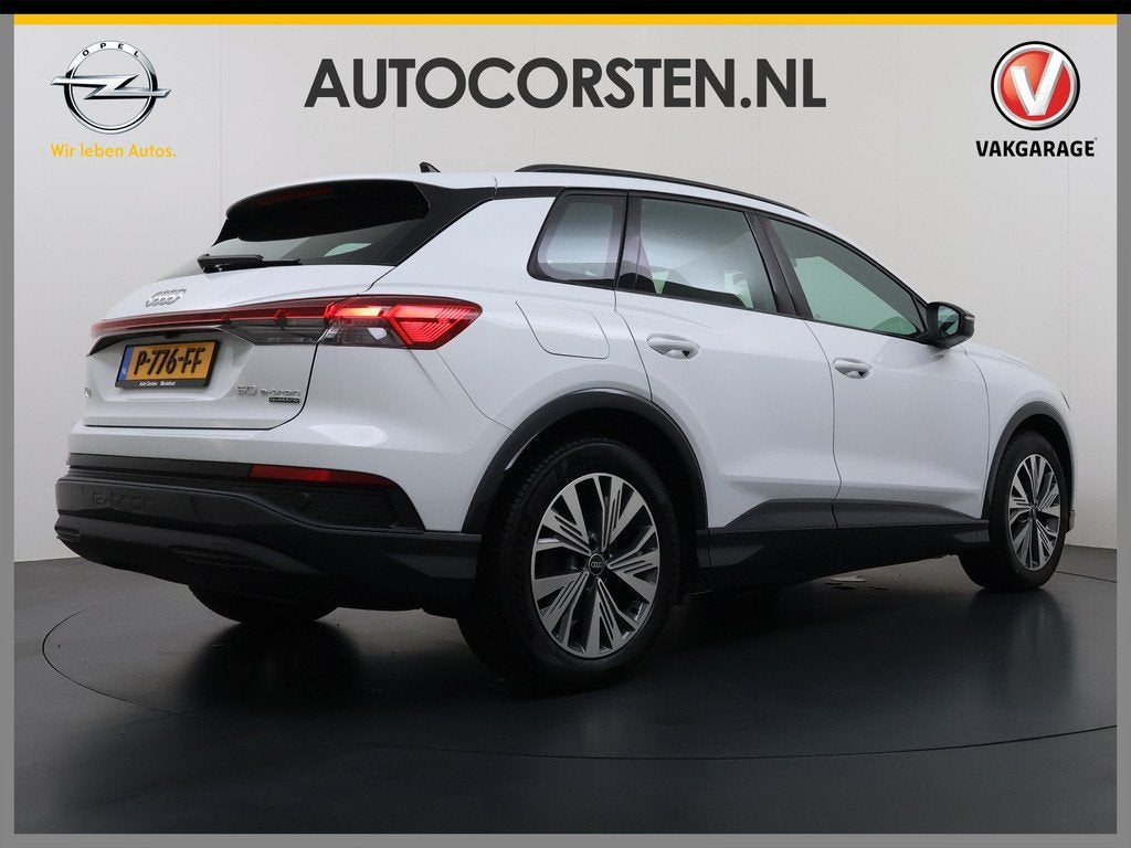 Audi Q4 e-tron 50 Quattro 300pk 82kWh SOH 95% Launch Ed. Adv, Auto's, Audi, Zwart, 82 kWh, Wit, 420 min
