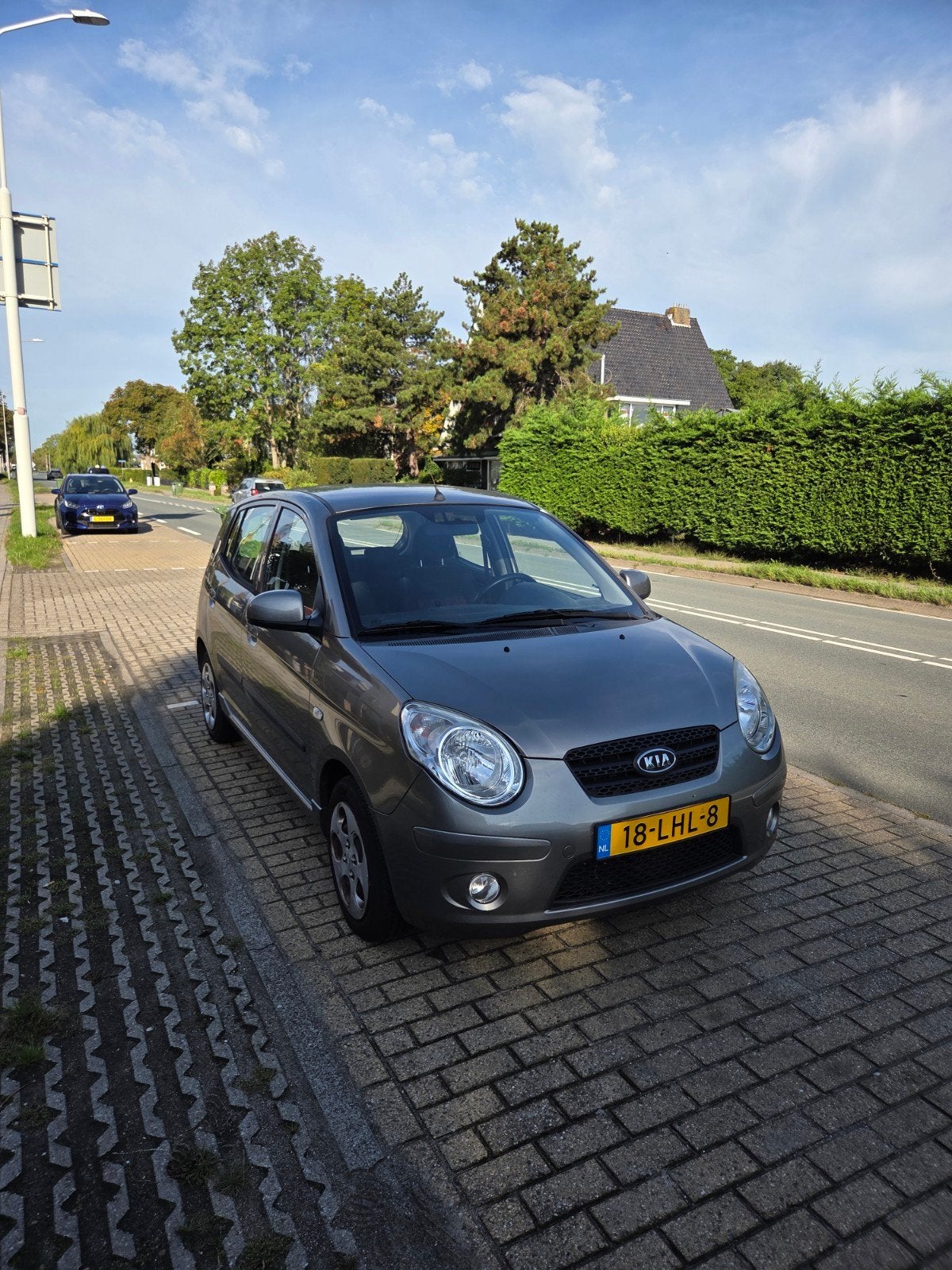 Kia Picanto 1.0 2010 Grijs,  125000km, Stof, Zwart, 4 cilinders, 400 kg