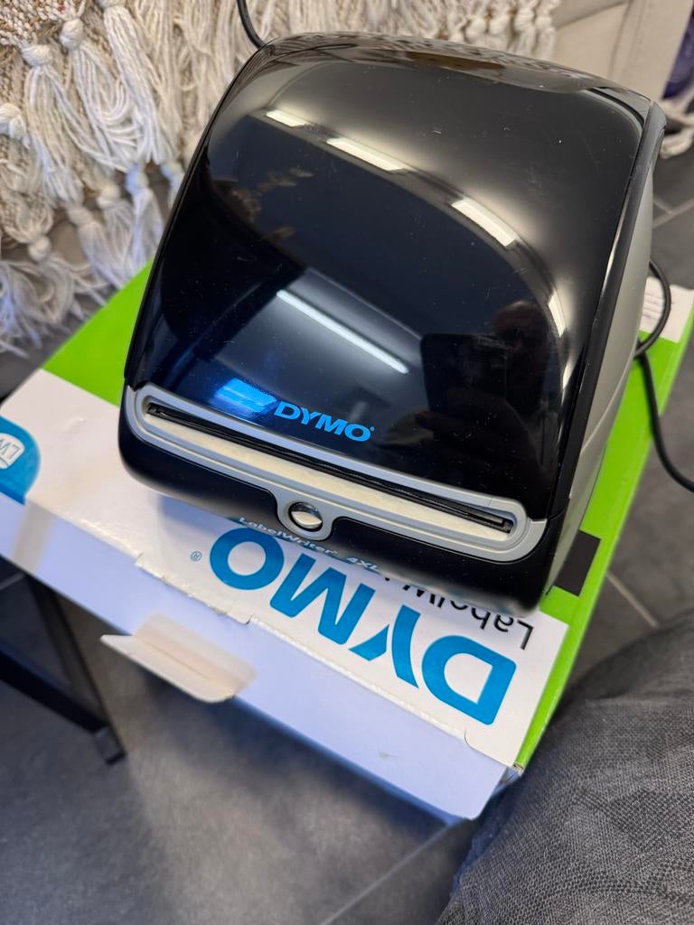 DYMO LabelWriter 4XL met 3 nieuwe thermo rollen, Computers en Software, Labelprinters, Ophalen of Verzenden, Zo goed als nieuw