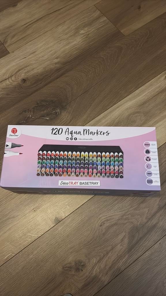 120 aqua markers, Ophalen of Verzenden, Nieuw, Potlood of Stift