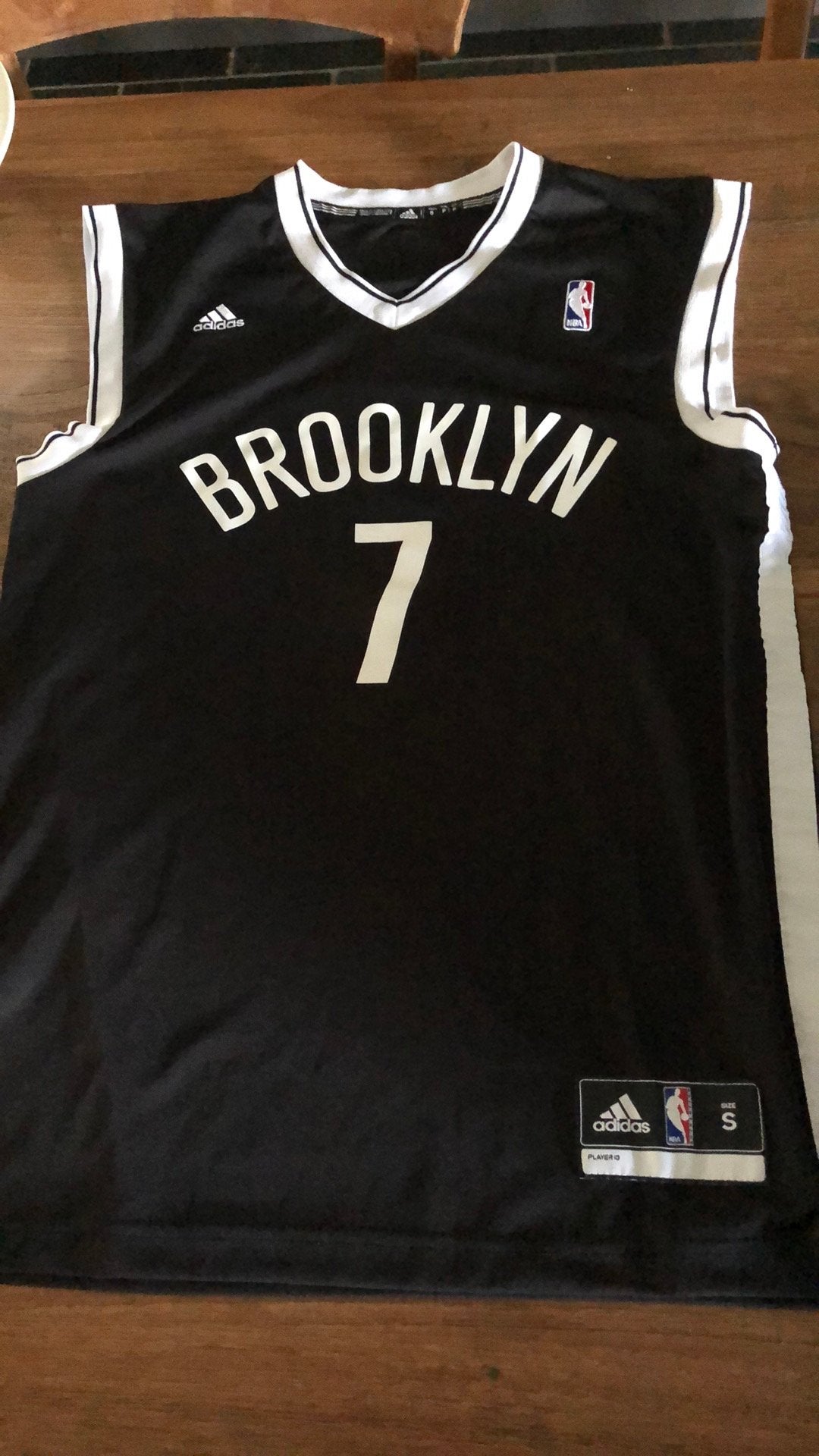 Basketbal shirt Adidas, Sport en Fitness, Basketbal, Ophalen of Verzenden, Zo goed als nieuw, Bal