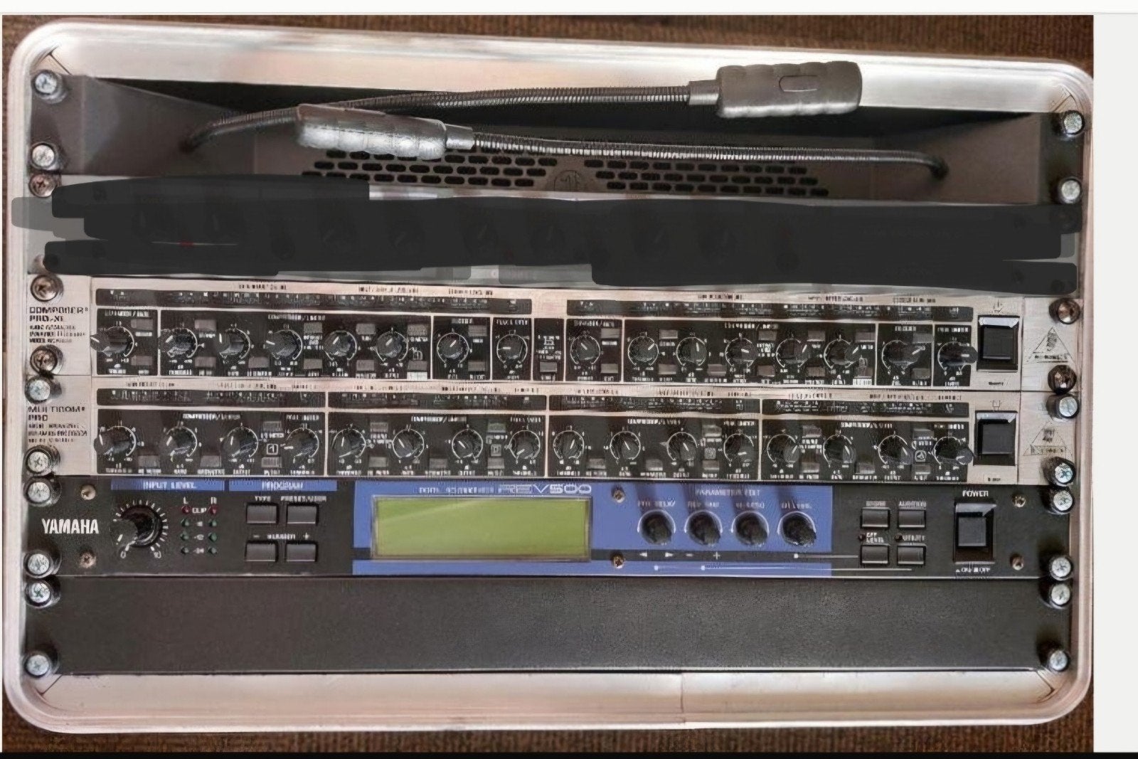 Effectenrack Behringer & Yamaha, Muziek en Instrumenten, Effecten, Gebruikt, Chorus, Delay of Echo, Distortion, Overdrive of Fuzz