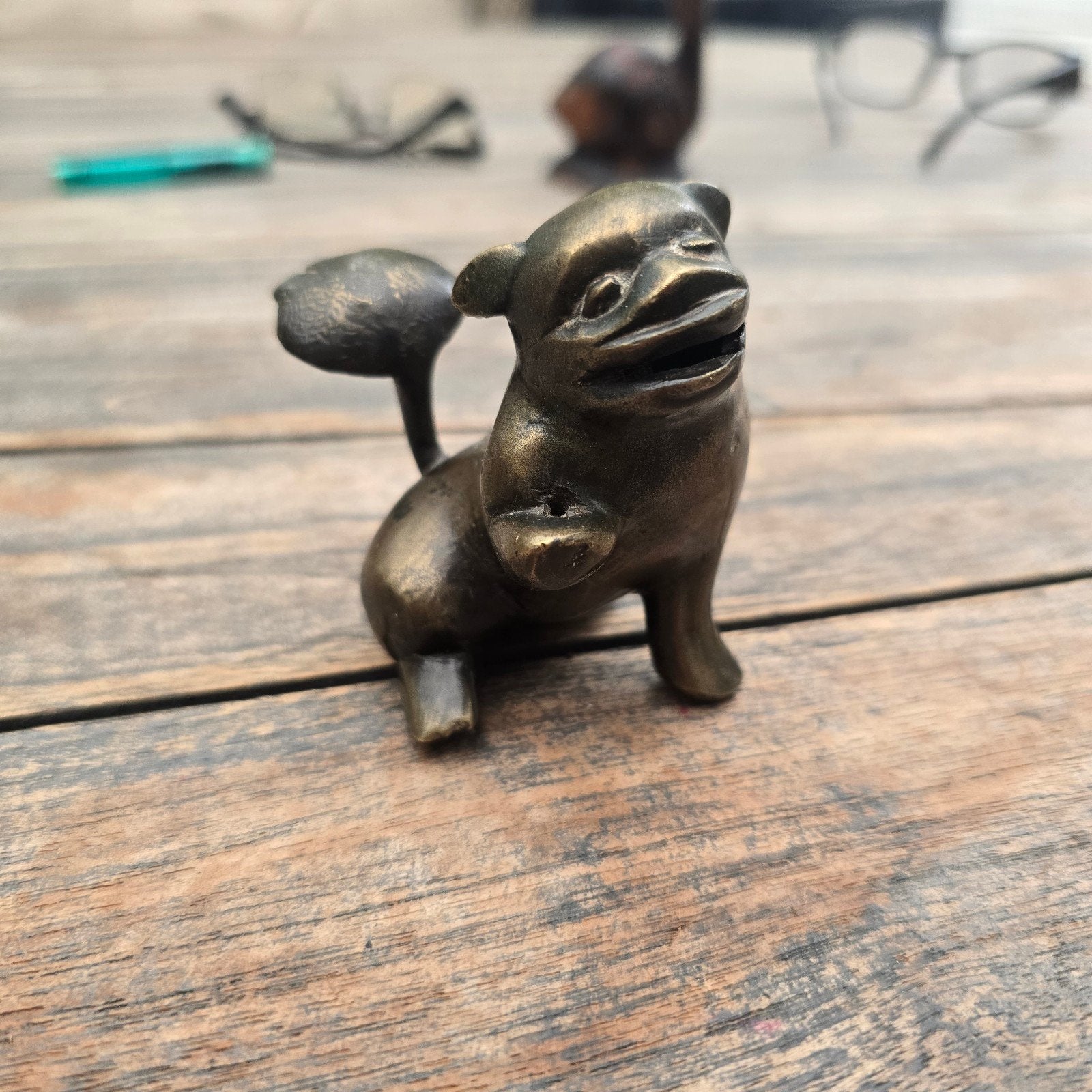 Antieke Chinese Tempelleeuw (Foo Dog / Fu-leeuw), Antiek en Kunst, Ophalen, Handgemaakt, China, Metaal