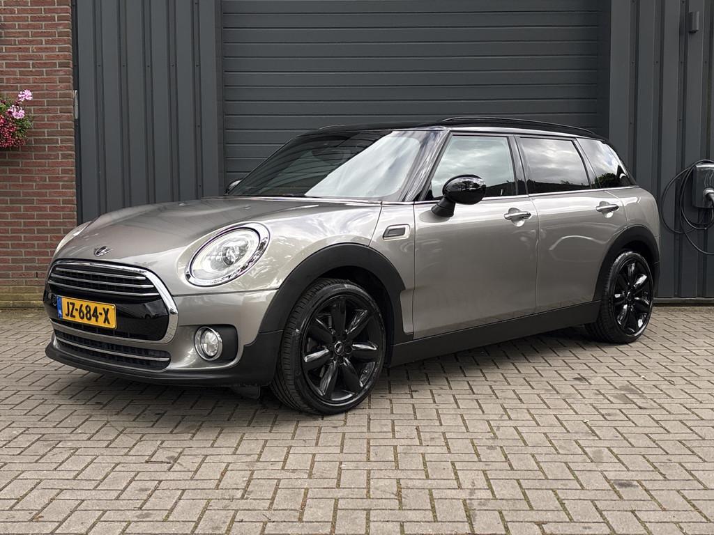 MINI Clubman 1.5 Cooper Chili Serious Business - Harman & Ka, Auto's, Mini, Voorwielaandrijving, 136 pk, Gebruikt, Leder