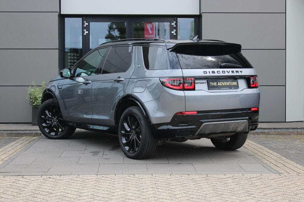 Land Rover Discovery Sport P270e Dynamic SE Pano | Trekhaak, Auto's, Land Rover, Euro 6, Met garantie (alle), 15 kWh, Discovery Sport