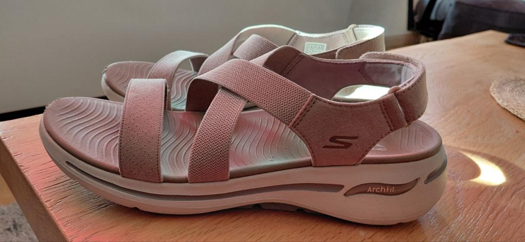 Skechers Arch Fit Sandalen - Maat 42, Ophalen of Verzenden, Zo goed als nieuw, Sandalen of Muiltjes
