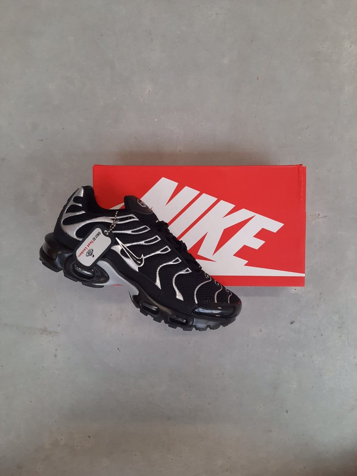 PARTIJ 95 Paar Nike Airmax air max 90 TN partij merkkleding, Ophalen, Nieuw