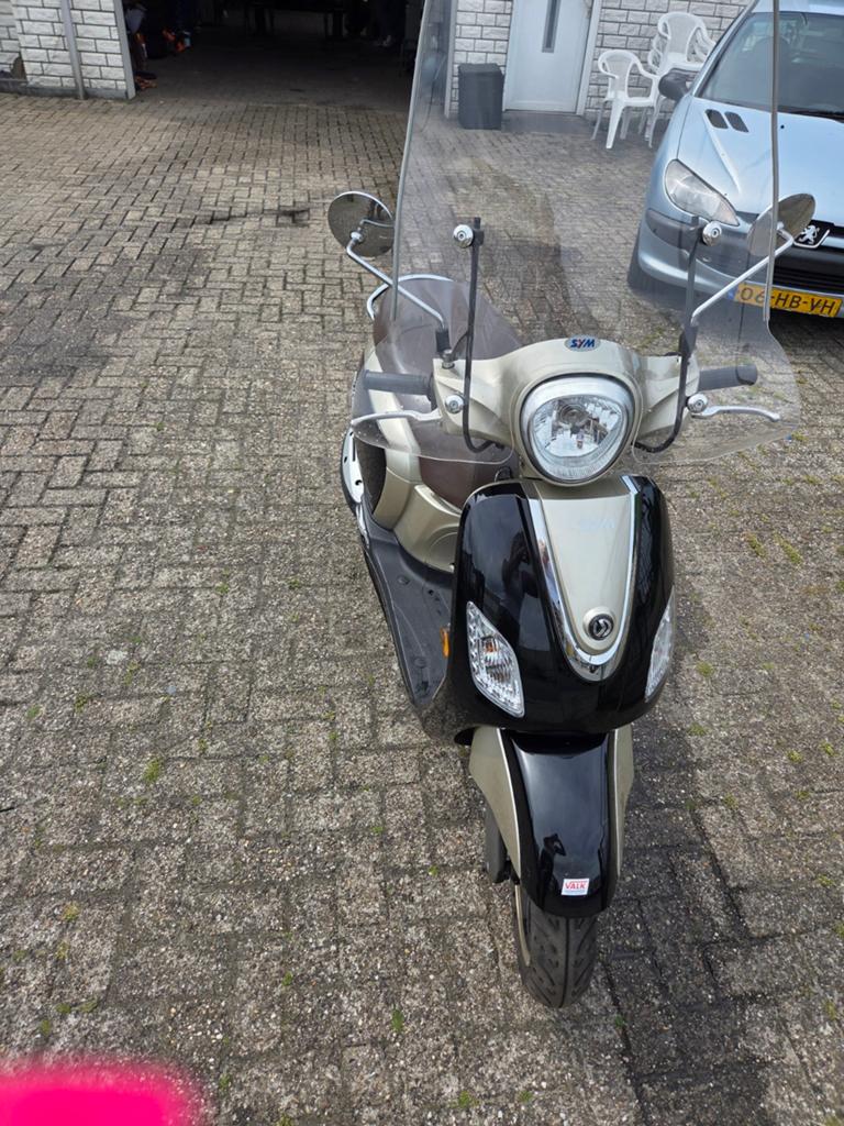 Sym fiddle 3, Ophalen, Zo goed als nieuw, Benzine, Fiddle