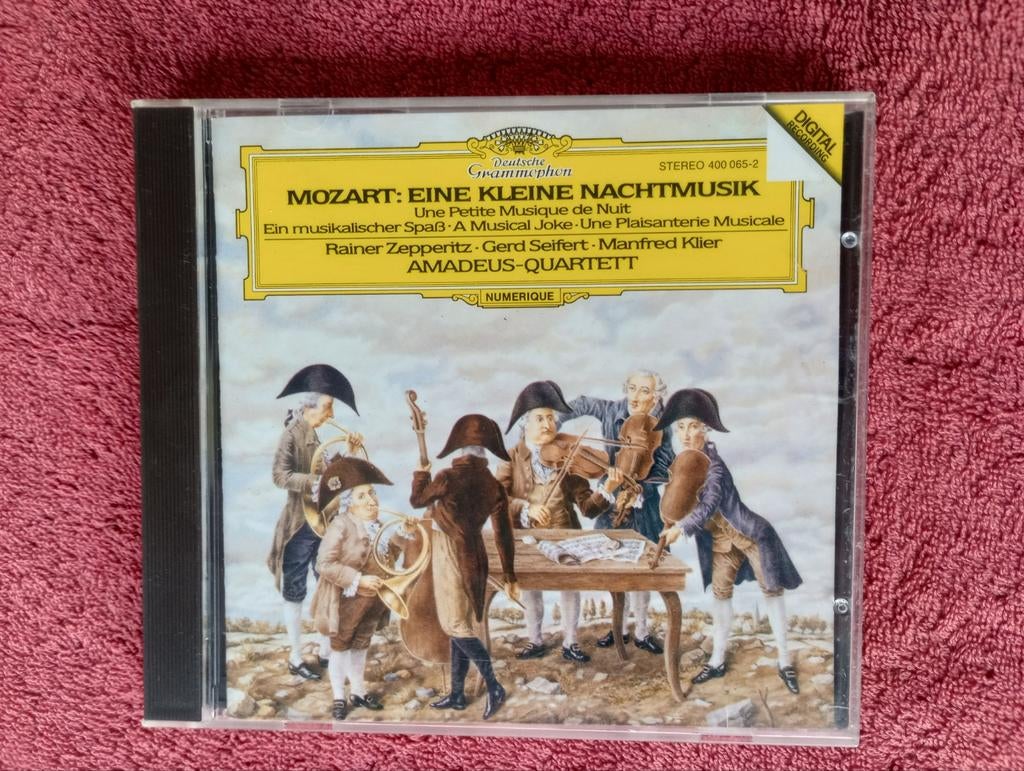 Mozart - Eine Kleine Nachtmusik - Amadeus Quartett, Met libretto, Ophalen of Verzenden, Classicisme, Kamermuziek