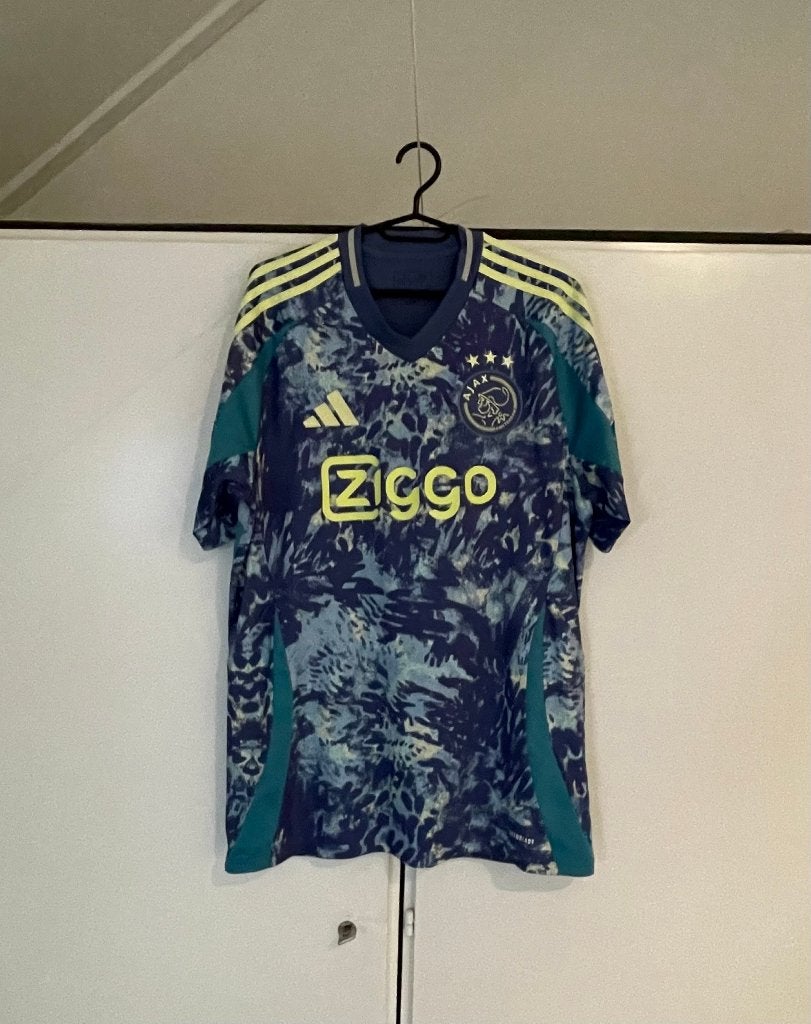 Ajax uitshirt 2024/2025 maat L, Maat L, Ophalen of Verzenden, Zo goed als nieuw, Shirt