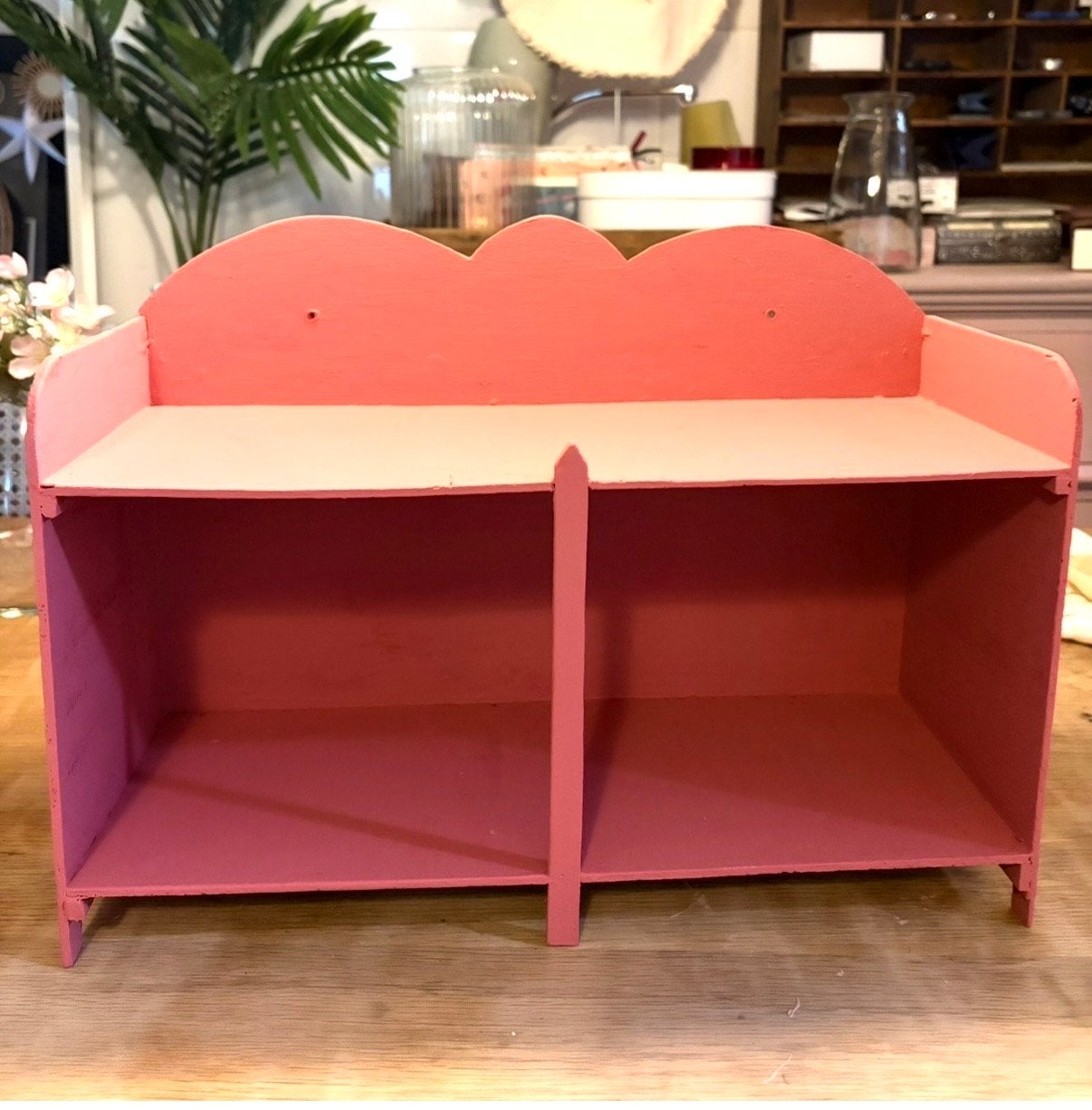 Leuk roze rekje voor koffiehoekje of kinderkamer, Hout, Gebruikt, Overige stijlen, Roze