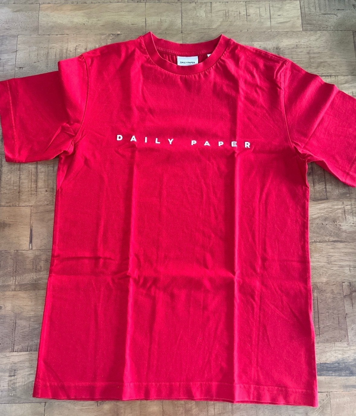 Daily Paper T-shirt rood - Jongens/heren maat XS, Ophalen of Verzenden, Zo goed als nieuw, Maat 46 (S) of kleiner, Rood