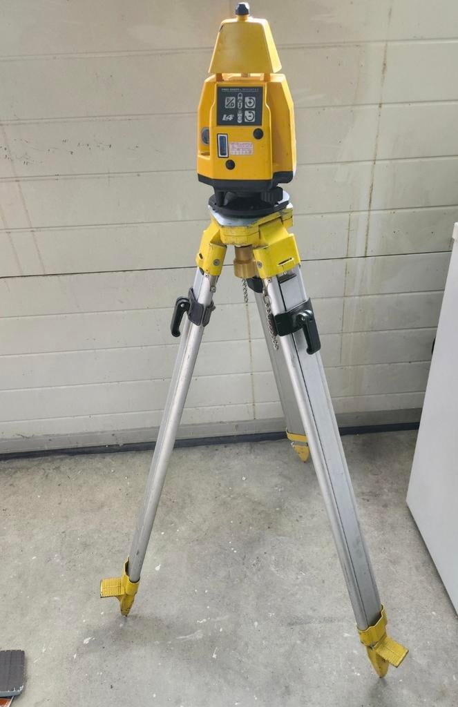 L4+ Laser met statief - Complete set voor nauwkeurig meten, Ophalen, Gebruikt, Overige meters