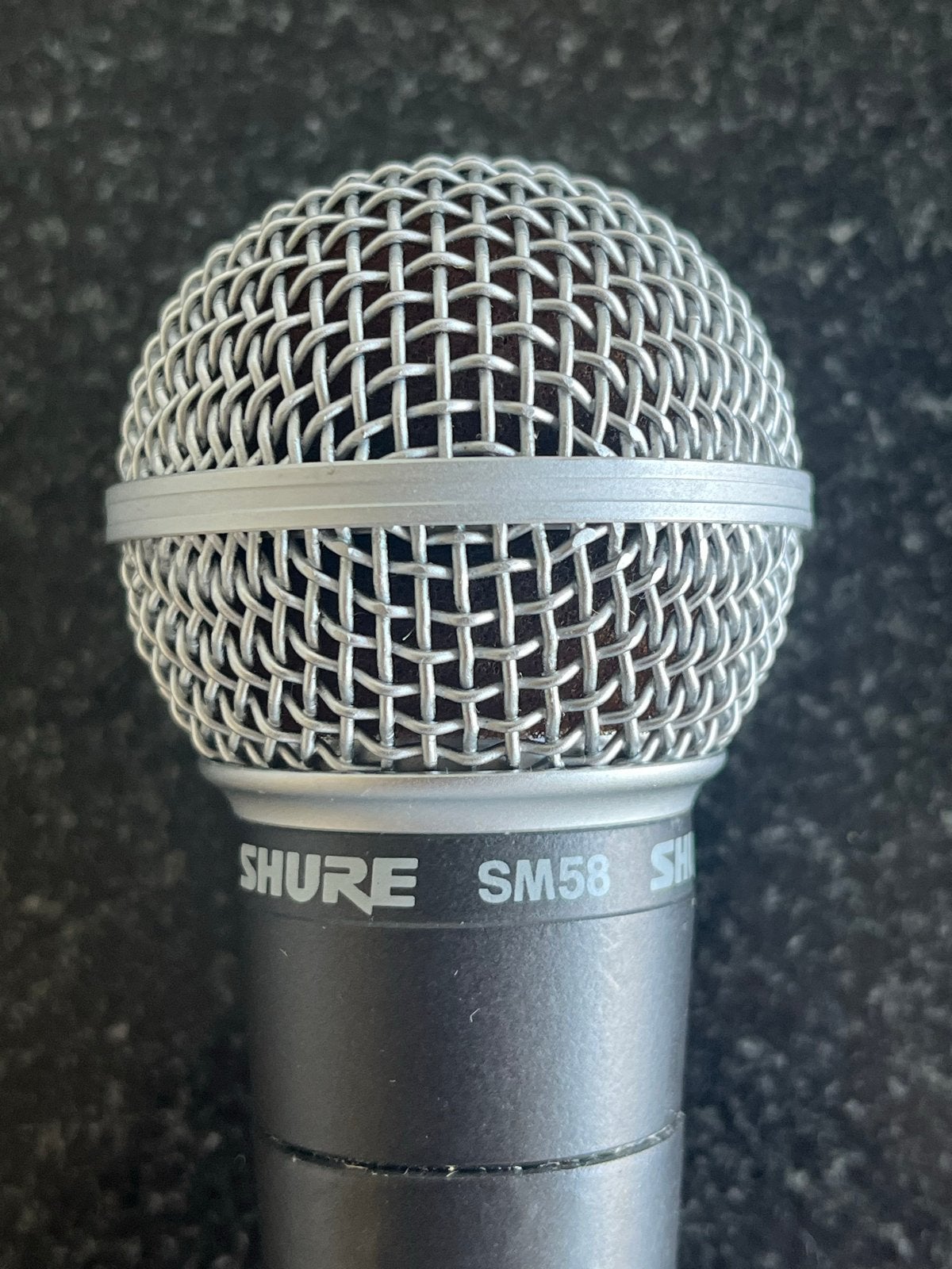 Shure SM58 Zangmicrofoon met XLR-kabel en accessoires, Muziek en Instrumenten, Ophalen of Verzenden, Gebruikt, Zangmicrofoon