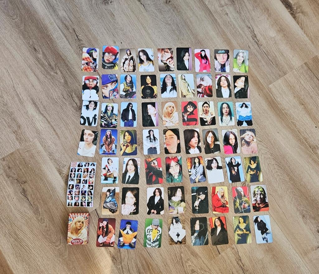 Billie Eilish Set – 60 Kaartjes + 32 Mini Stickers NIEUW!, Ophalen of Verzenden, Nieuw, Meerdere stickers