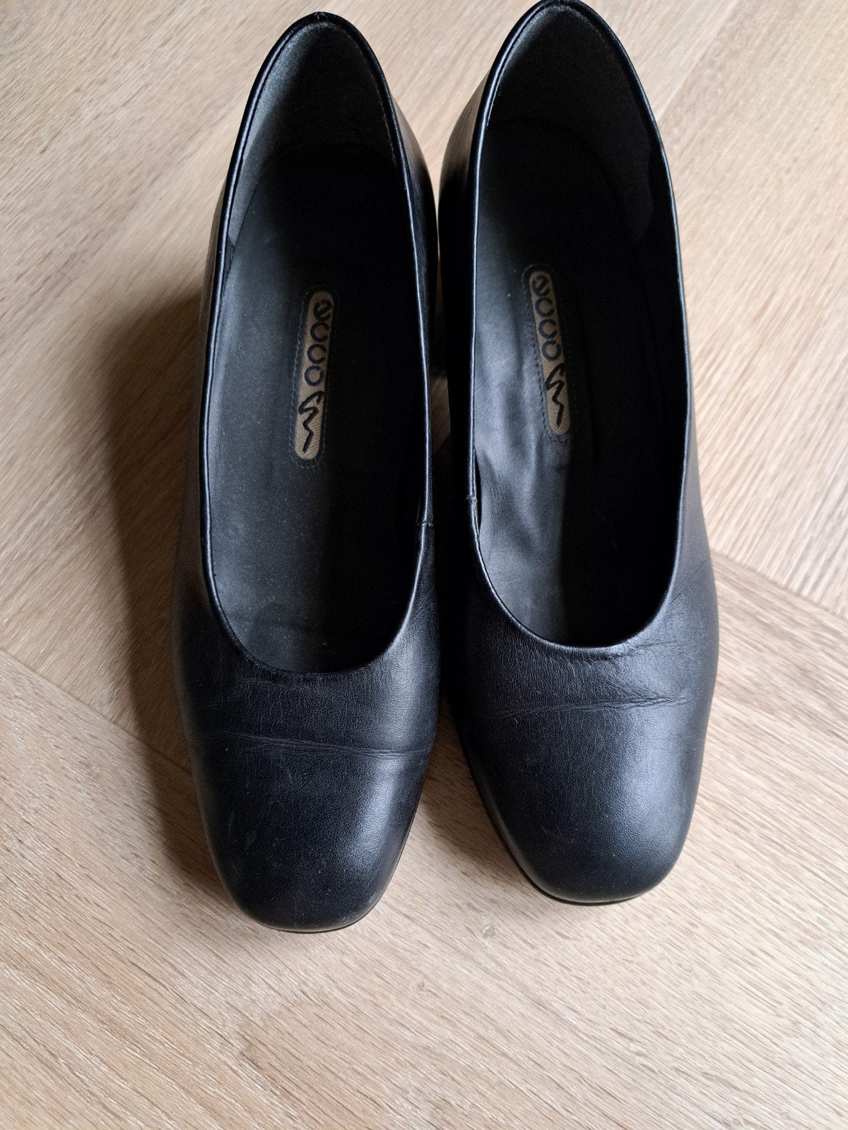 ECCO DAMES SCHOENEN MAAT 37.5 ZGAN, Ophalen of Verzenden, Zo goed als nieuw, Zwart, Sneakers of Gympen