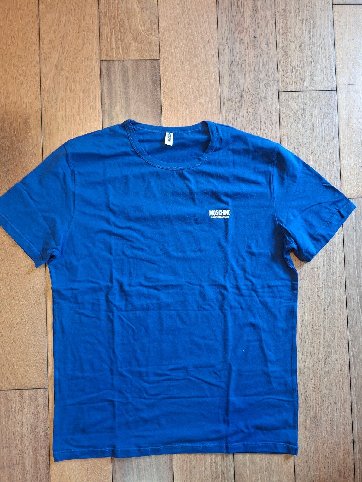 Moschino T-shirt XL - Nieuw, Moschino, Blauw, Ophalen of Verzenden, Maat 56/58 (XL)