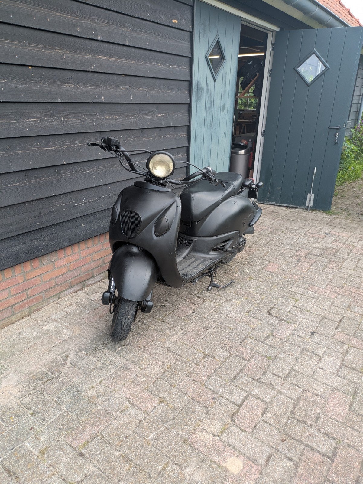 La source grande retro, Fietsen en Brommers, Snorfietsen en Snorscooters, Gebruikt, Overige merken, Benzine, Ophalen