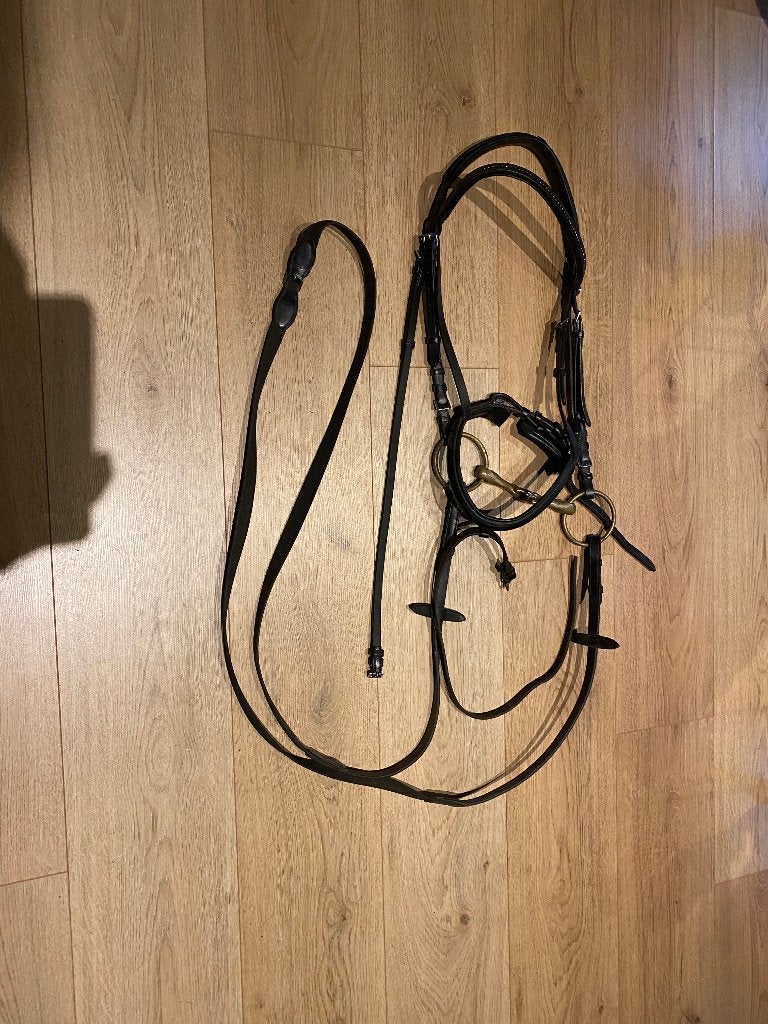 Anatomische singel, stijgbeugels met rienen, hoofdstel, Dieren en Toebehoren, Ophalen of Verzenden, Zo goed als nieuw, Dressuur