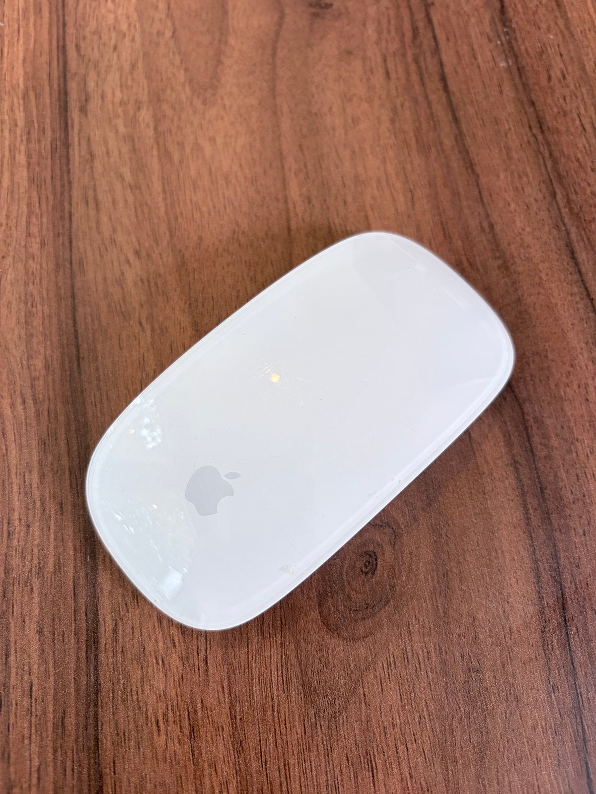 Defecte Apple Magic Mouse - Voor onderdelen of reparatie, Computers en Software, Ophalen of Verzenden, Niet werkend, Draadloos