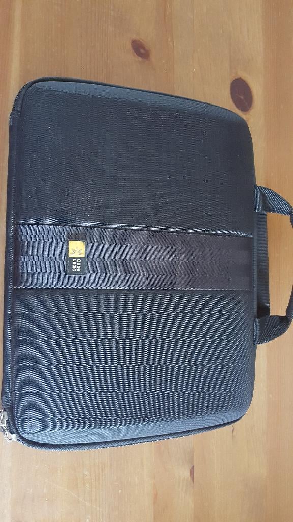 Case logic laptoptas, hardshell 13 inch 33x4x24 cm, Computers en Software, Laptoptassen, Ophalen of Verzenden, 13 inch, Zo goed als nieuw