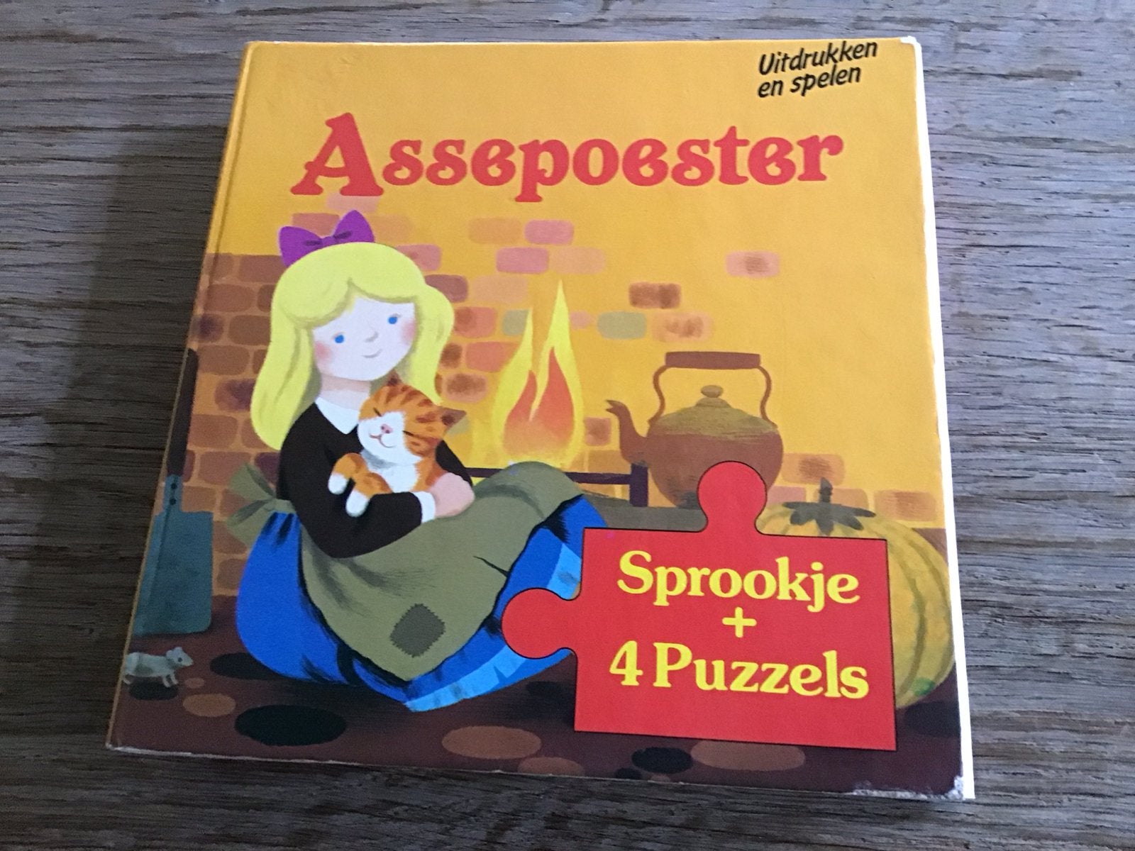 Puzzelboek Assepoester Sprookje + 4 Puzzels, Boeken, Prentenboeken en Plaatjesalbums, Ophalen of Verzenden, Zo goed als nieuw