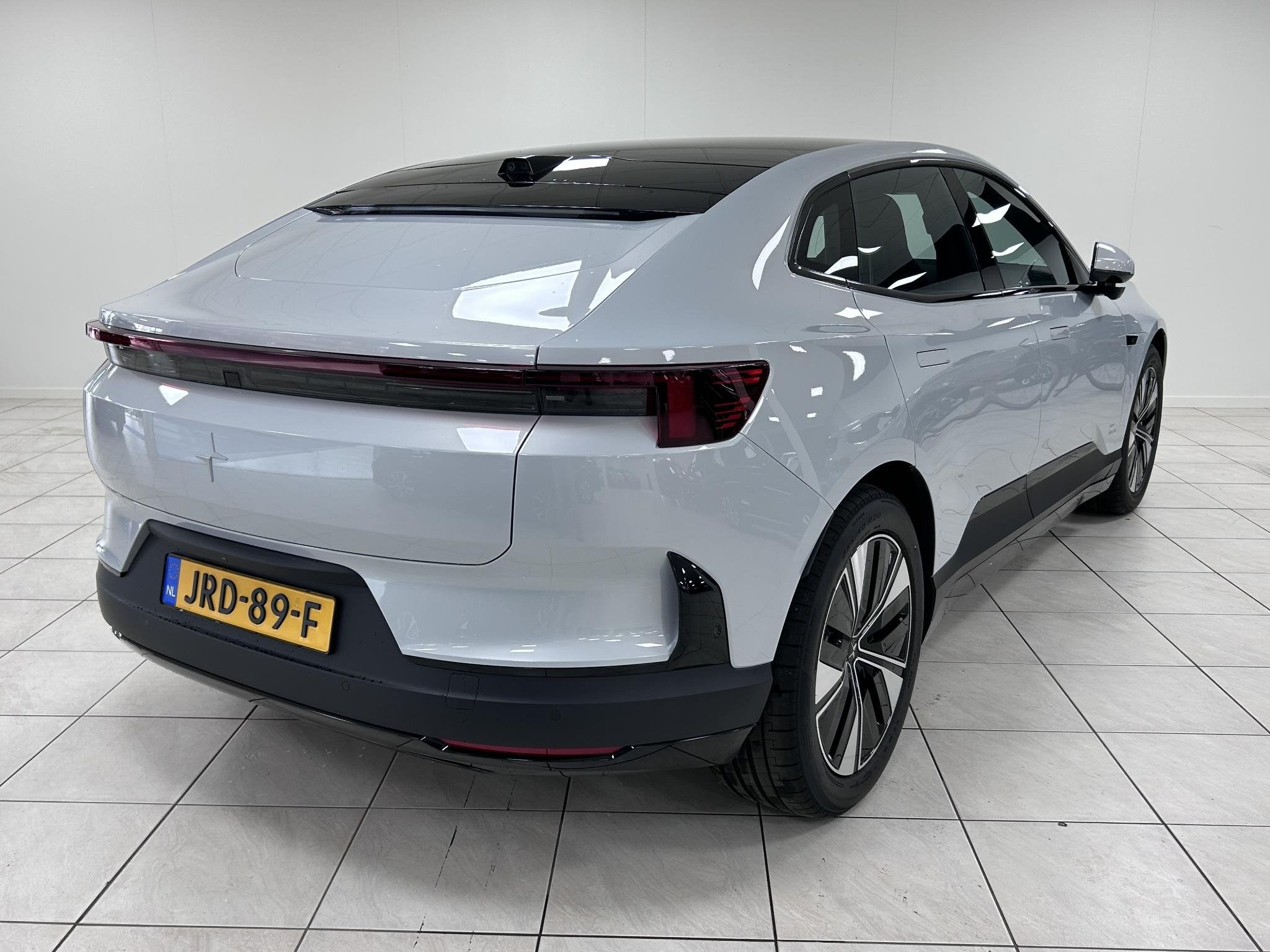 Polestar 4 Long Range Single motor 100 kWh PANORAMADAK | SOH, Auto's, Polestar, 660 min, Achterwielaandrijving, Met garantie (alle)