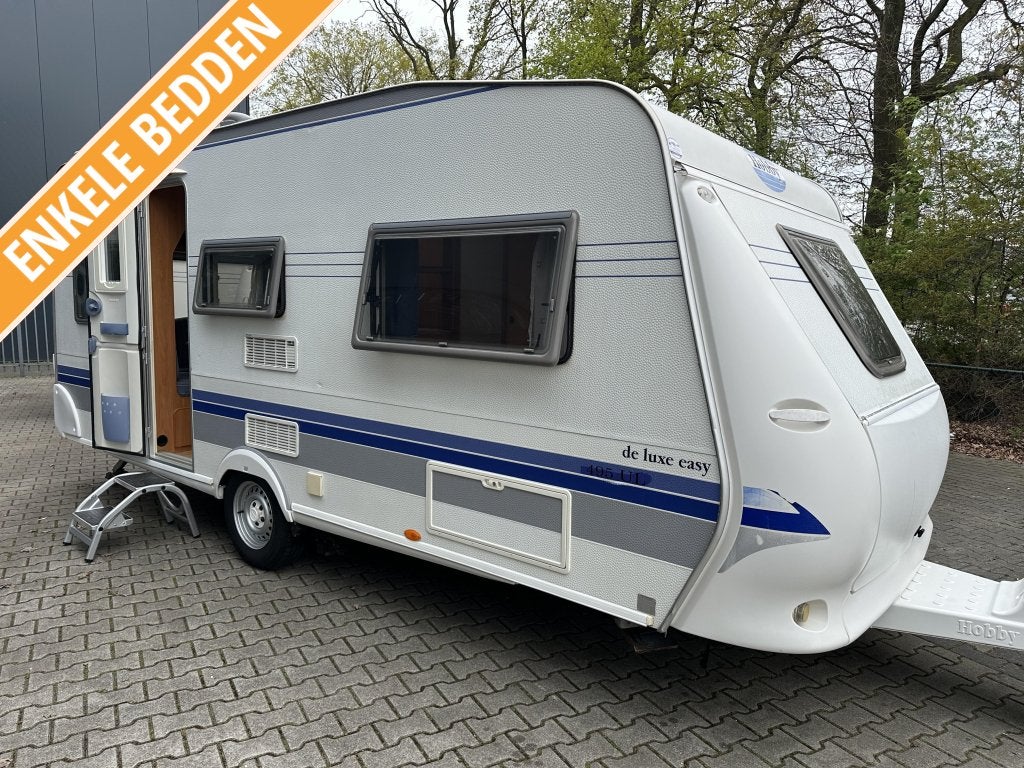 Hobby De luxe Easy 495 UL MOVER - TENT - ENKELEBEDDEN, Caravans en Kamperen, Caravans, Rondzit, Hobby, Bedrijf, Schokbreker