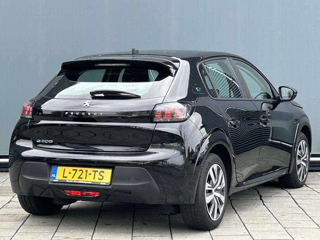 Peugeot e-208 BWJ 2021 | EV 136PK Active 50 kWh | CLIMATE CO, Gebruikt, Zwart, 24 min, Zwart