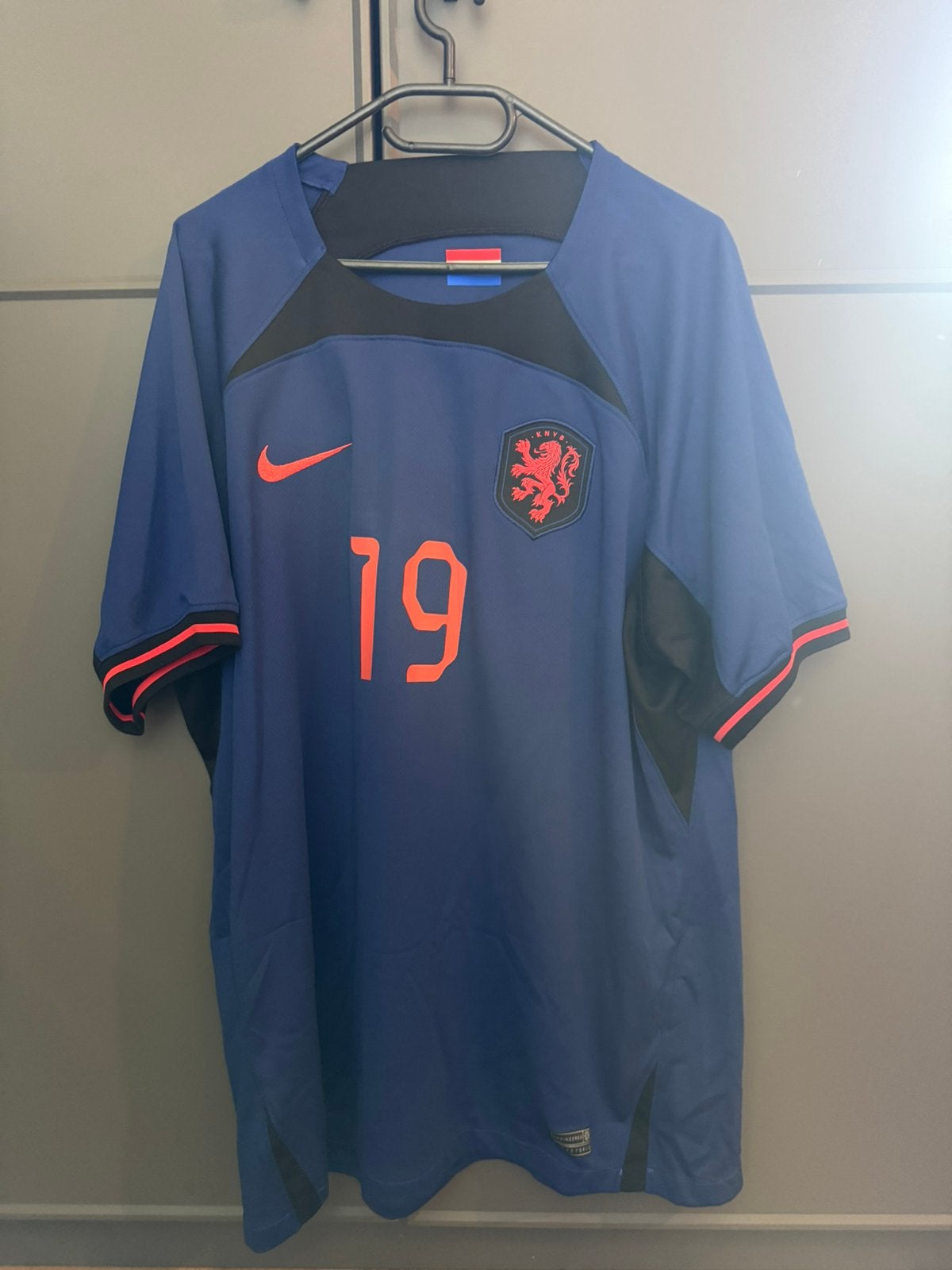 Orgineel gesigneerd shirt: Wout weghorst met videobewijs!, Ophalen of Verzenden, Zo goed als nieuw, Shirt